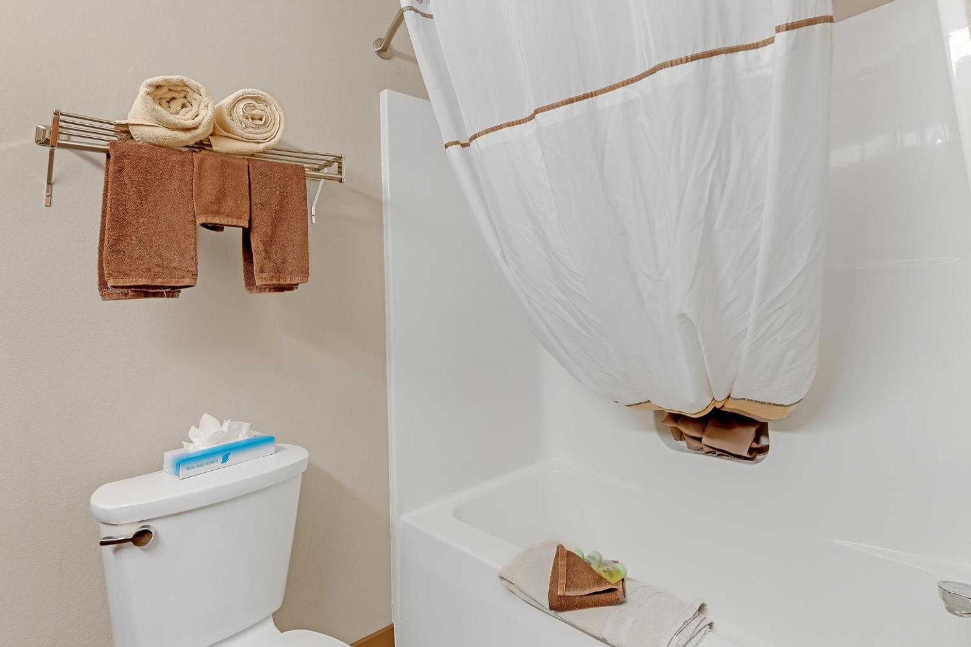 Bowman Lodge & Convention Center Ngoại thất bức ảnh